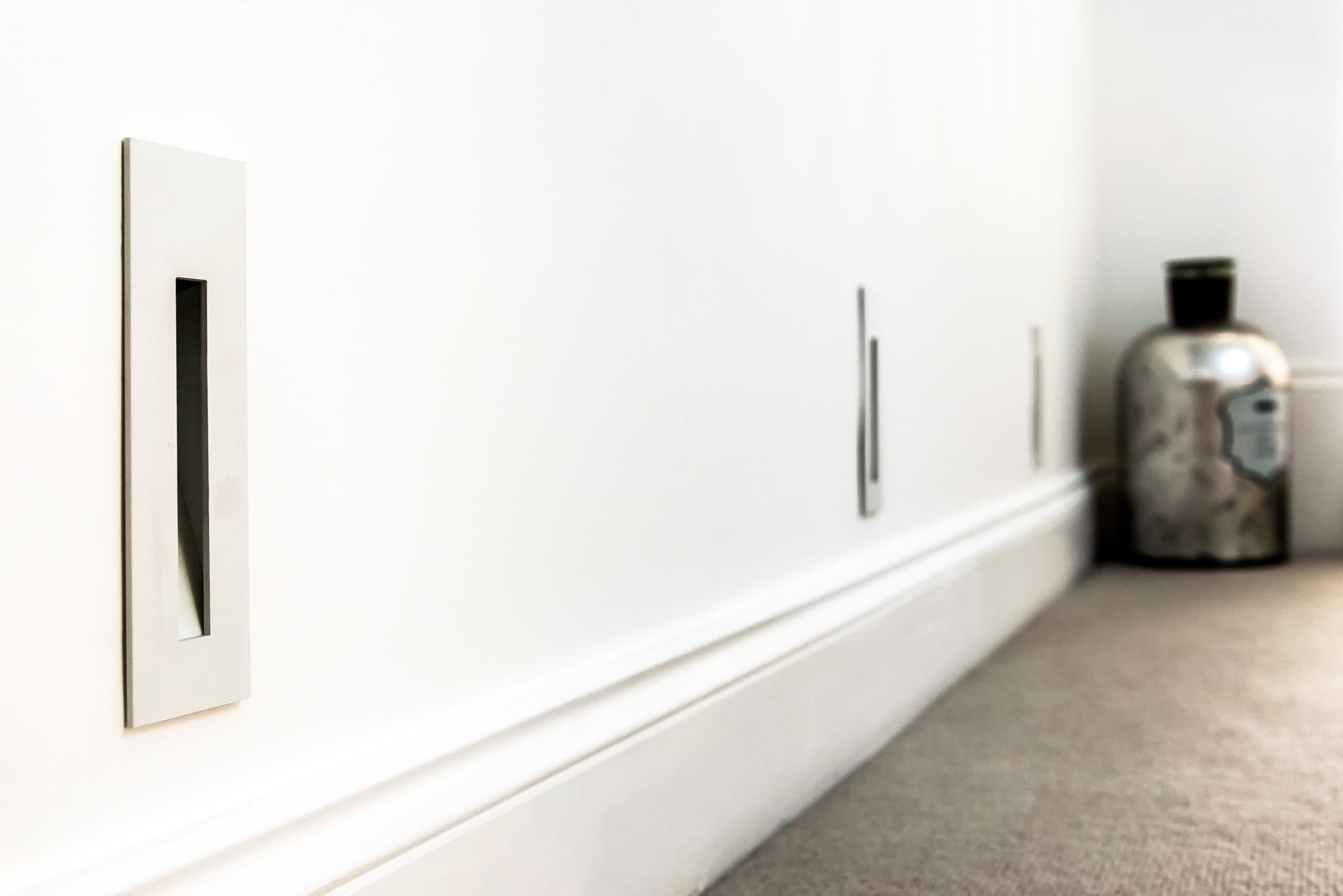 white powder coated matt effect rectangle recessed low level light for landing lighting