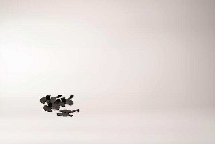 Surface clips for magnetic track module