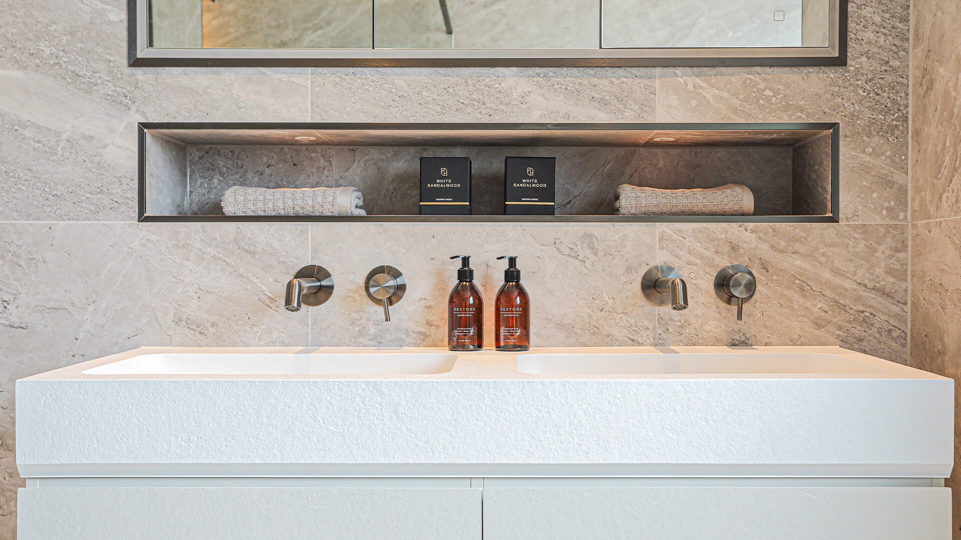 The-Bowers-Plot-1-En-Suite-1 (3)